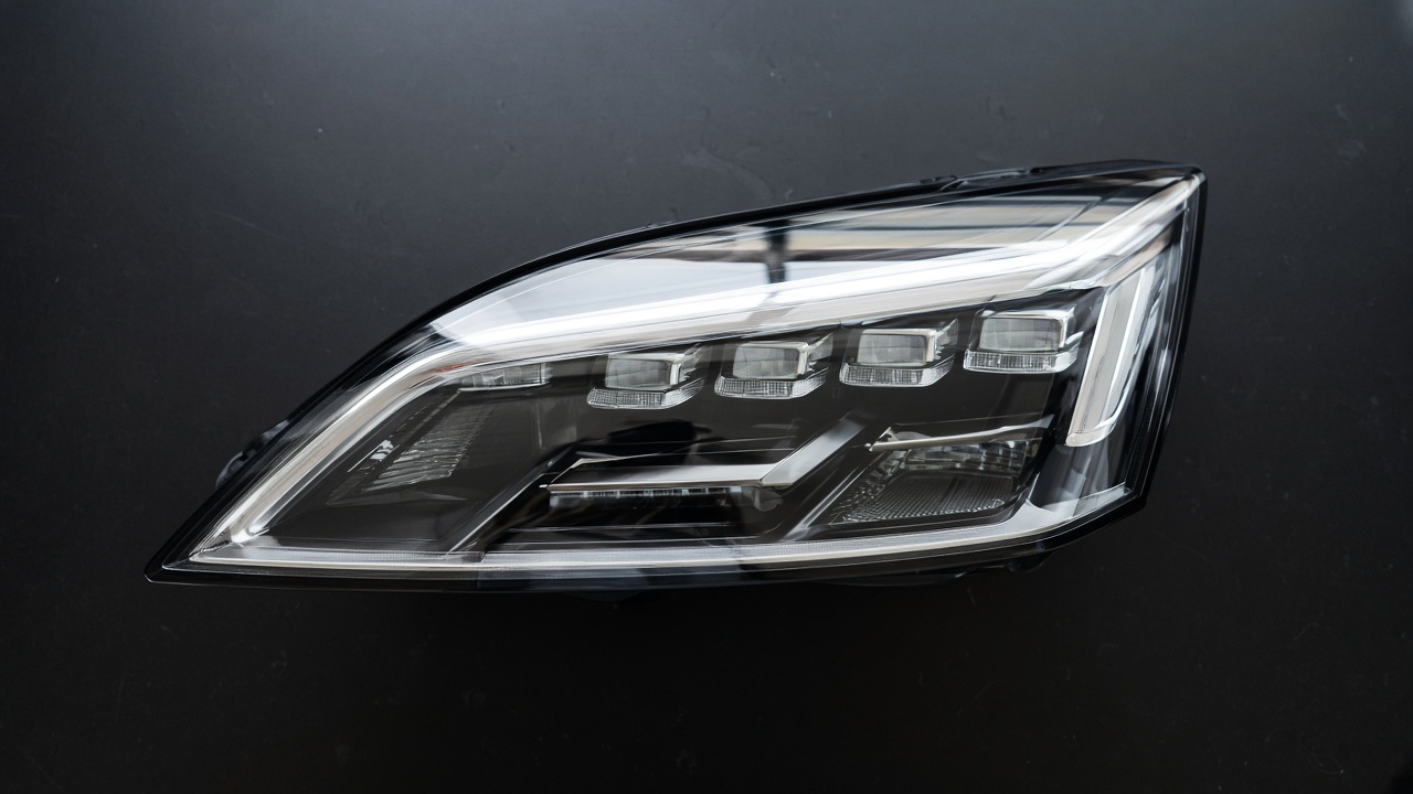 Всички части за фарове на AUDI A5 F5 – стъкла и корпуси в ХЕГЕН ПАРТС