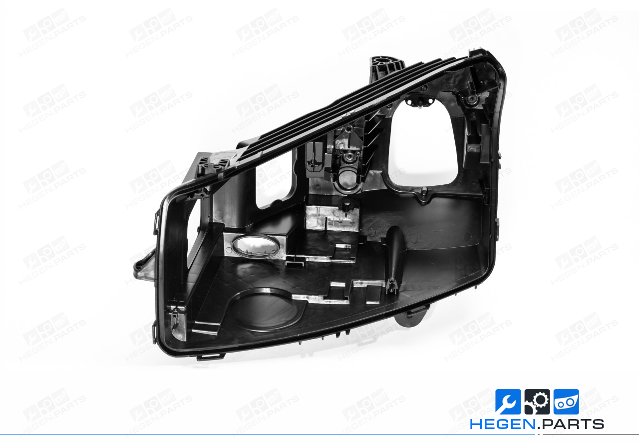 Ляв корпус за фар на MERCEDES GLC класа X253 15-19 преди фейслифт Multibeam Full LED