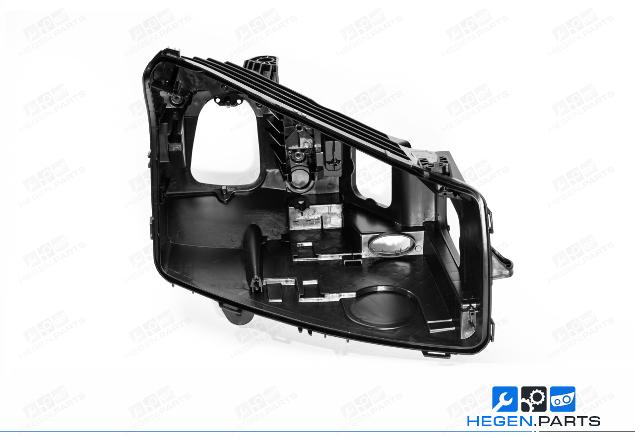 Десен корпус за фар на MERCEDES GLC класа X253 15-19 преди фейслифт Multibeam Full LED
