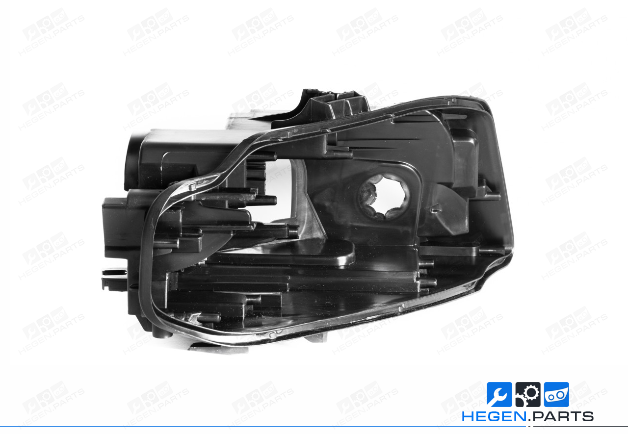Десен корпус за фар на AUDI A4 B8 08-12 преди фейслифт