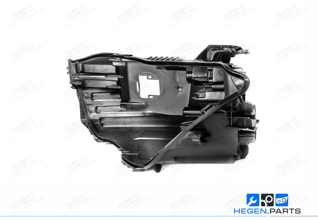 Ляв корпус за фар на VOLVO XC60 2 ген 17-21 преди фейслифт FULL LED
