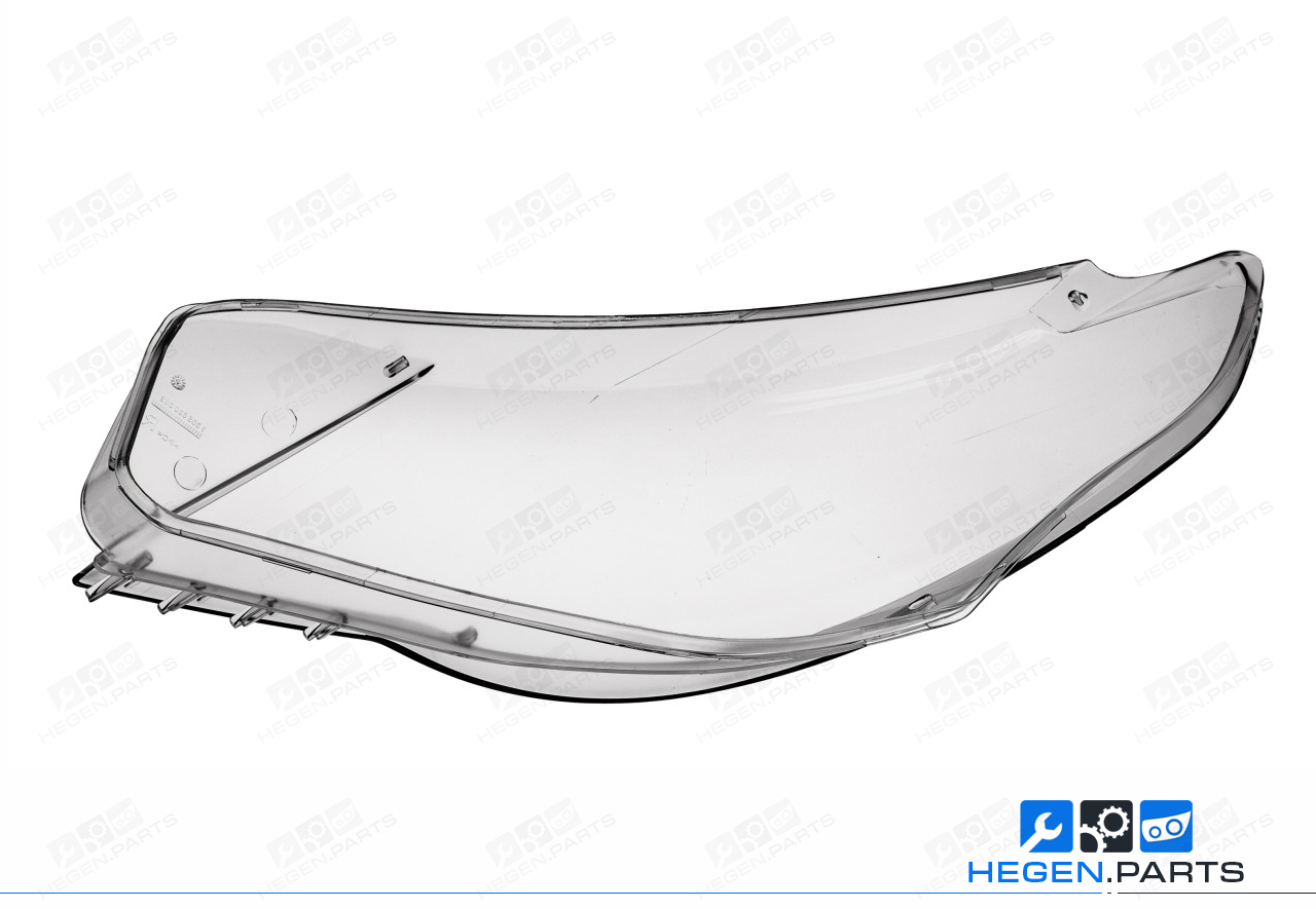 Дясно стъкло (капак) за фар на VW CC B6 08-12