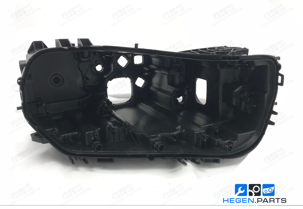 Десен корпус за фар на BMW X7 G07 22-25 фейслифт