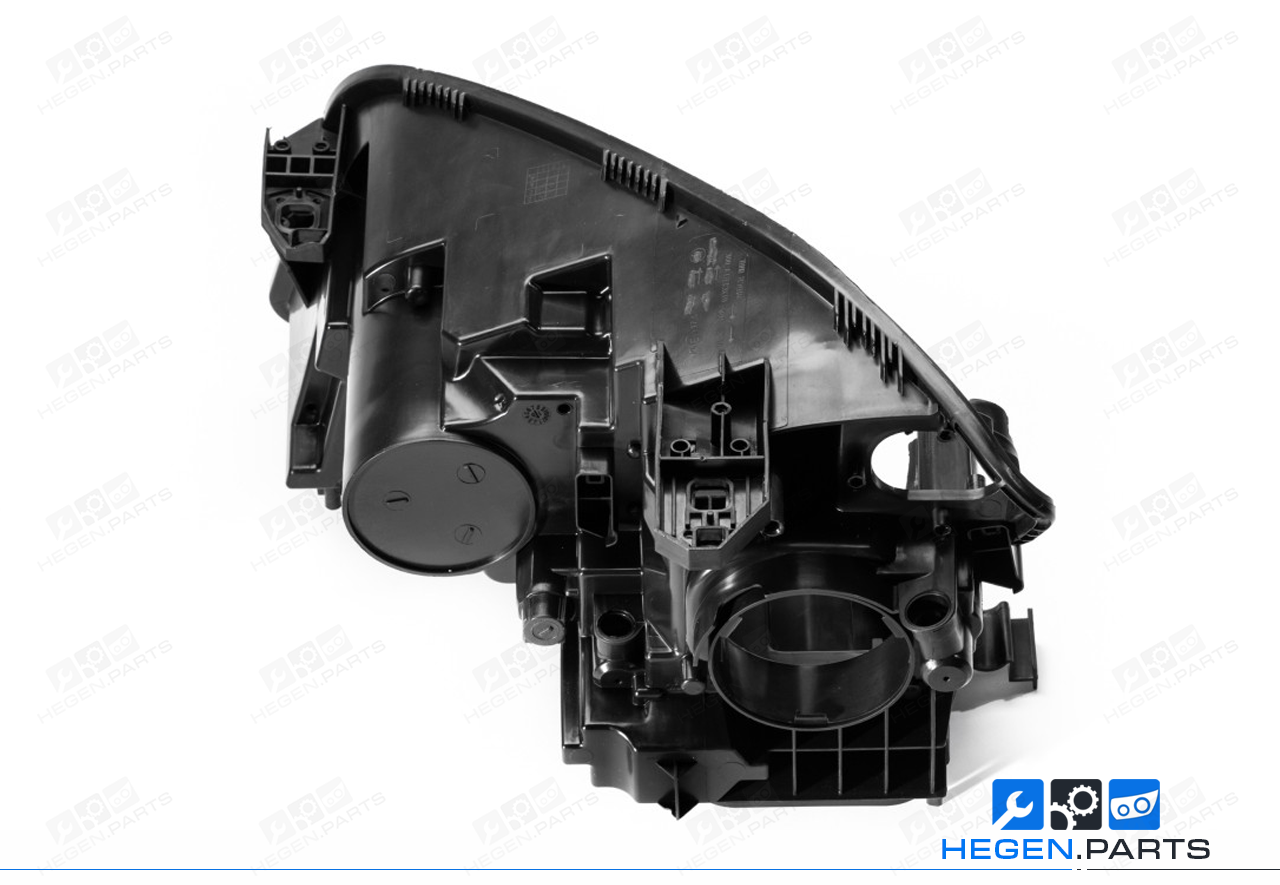 Десен корпус за фар на MERCEDES GLA класа X156 14-17 преди фейслифт XENON