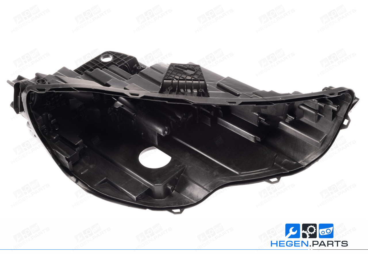 Десен корпус за фар на AUDI A3 8Y 20-24 FULL LED