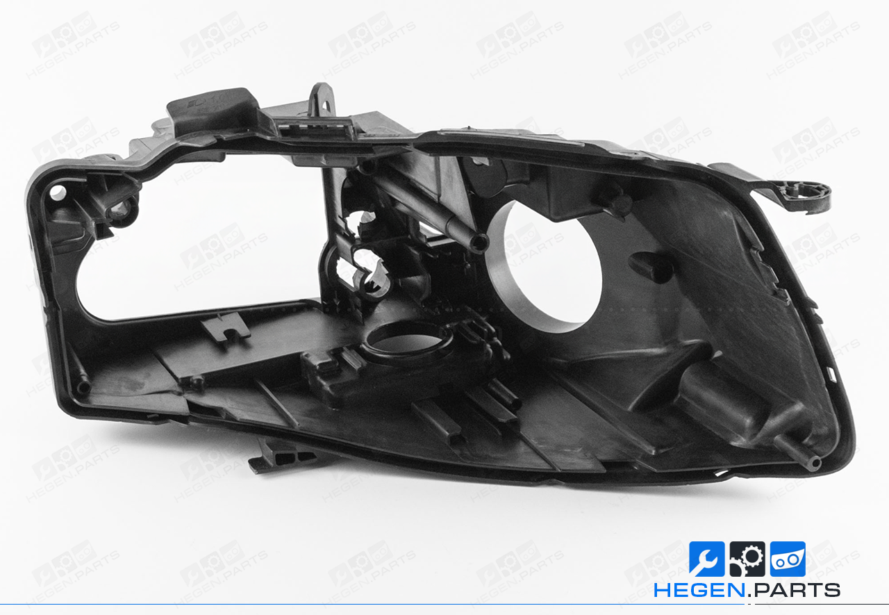 Десен корпус за фар на AUDI A5 8T 07-11 преди фейслифт