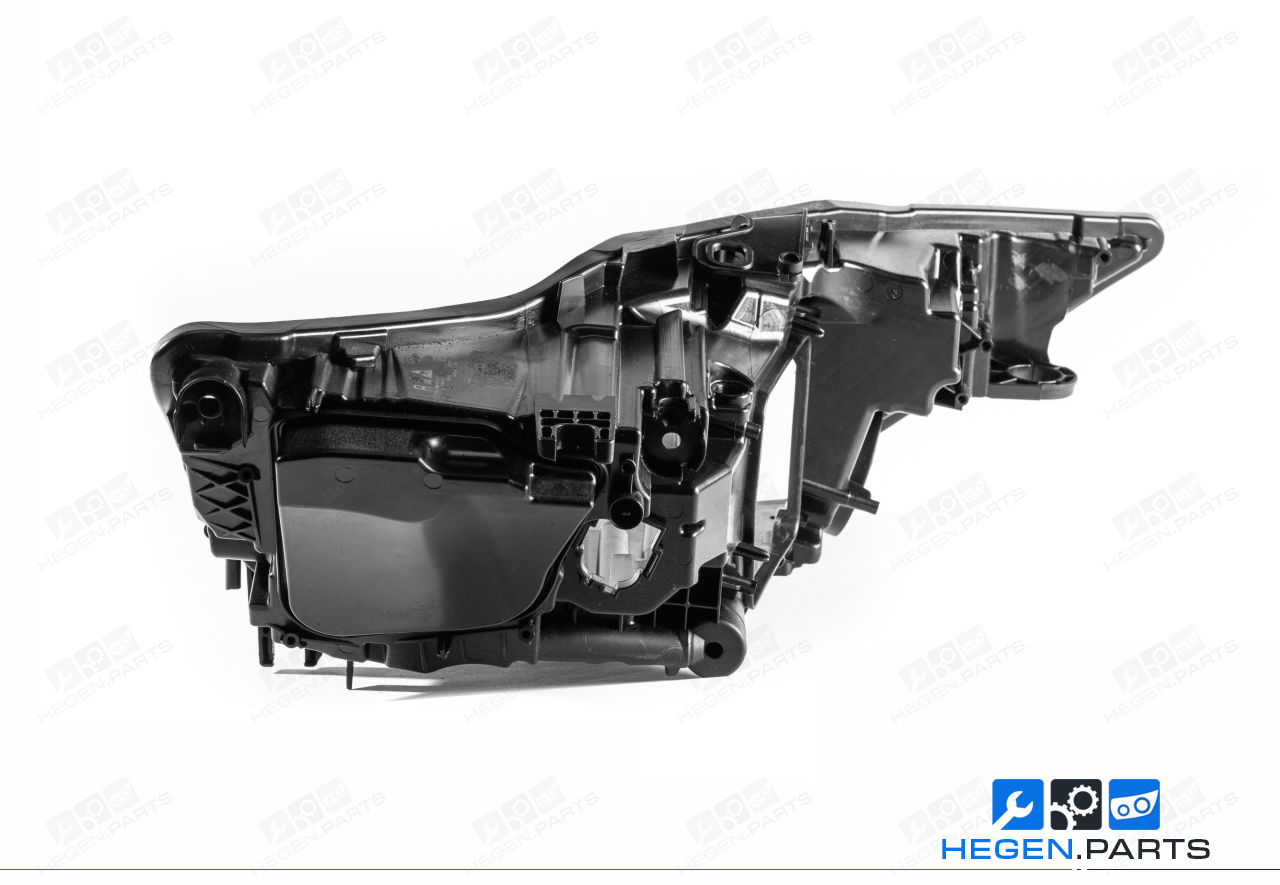 Ляв корпус за фар на AUDI A6 C8 18-24 LED (средна версия)