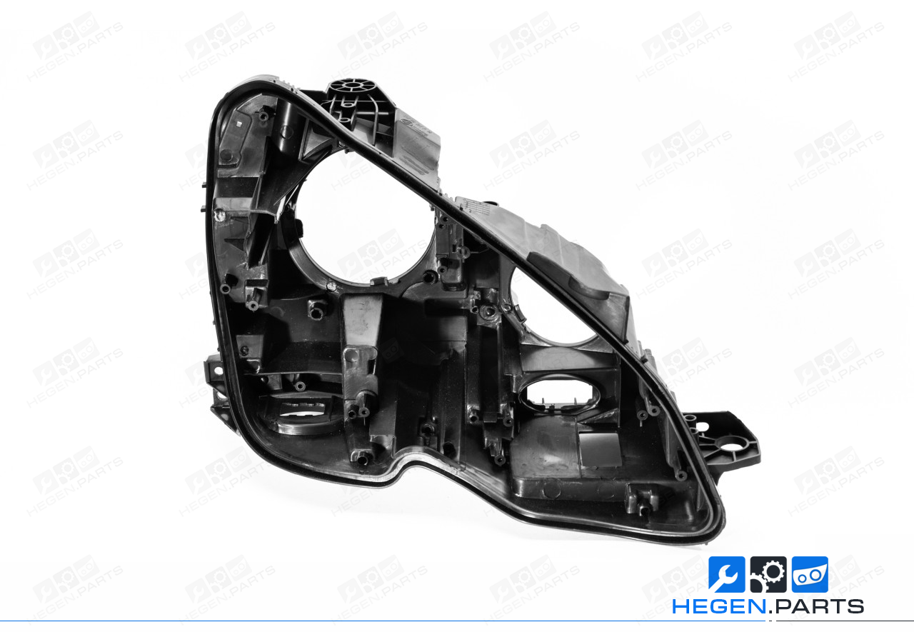Десен корпус за фар на MERCEDES C класа W204 11-14 фейслифт Xenon