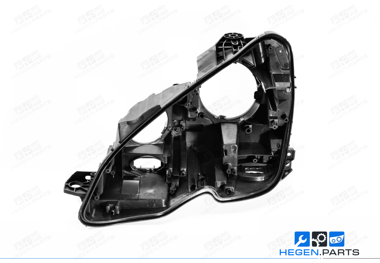 Ляв корпус за фар на MERCEDES C класа W204 11-14 фейслифт Xenon