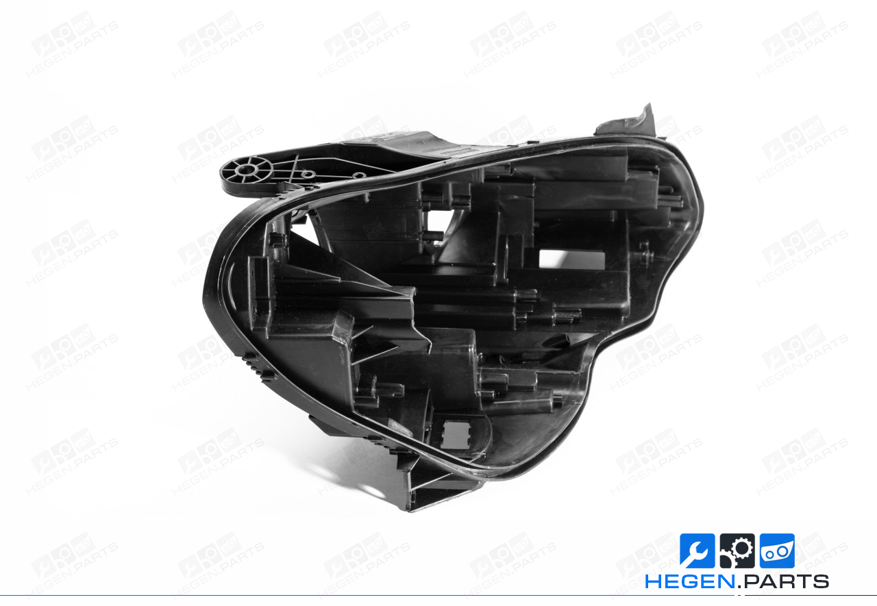 Десен корпус за фар на MERCEDES C класа W204 11-14 фейслифт Xenon