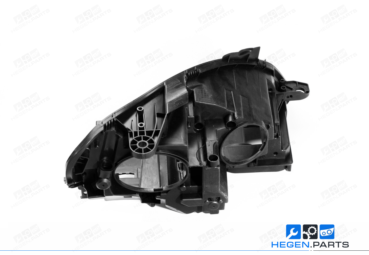 Ляв корпус за фар на MERCEDES C класа W204 11-14 фейслифт Xenon