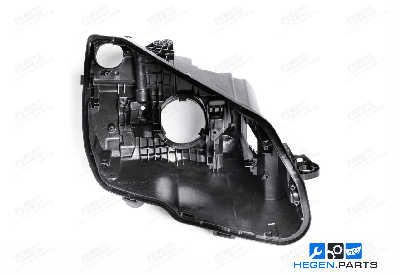 Десен корпус за фар на MERCEDES C класа W205 19-20 фейслифт High Performance LED