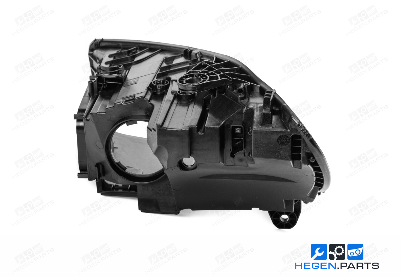 Десен корпус за фар на MERCEDES C класа W206 21-25 High Performance LED