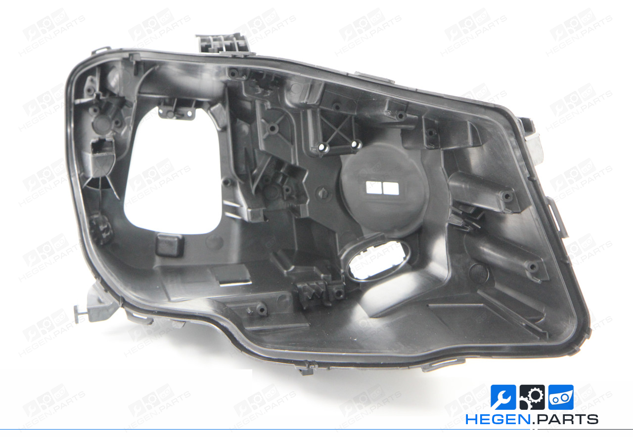 Десен корпус за фар на MERCEDES CLA класа C117 16-19 фейслифт High Performance LED